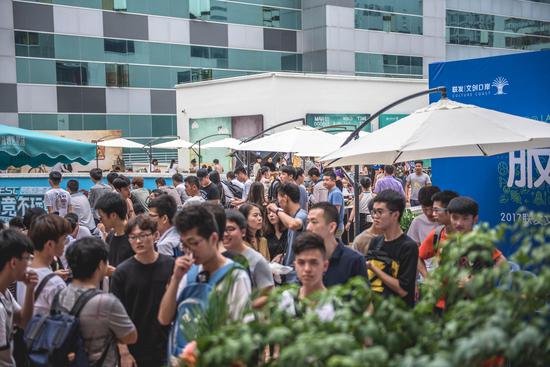 增添了无数 增添了无数