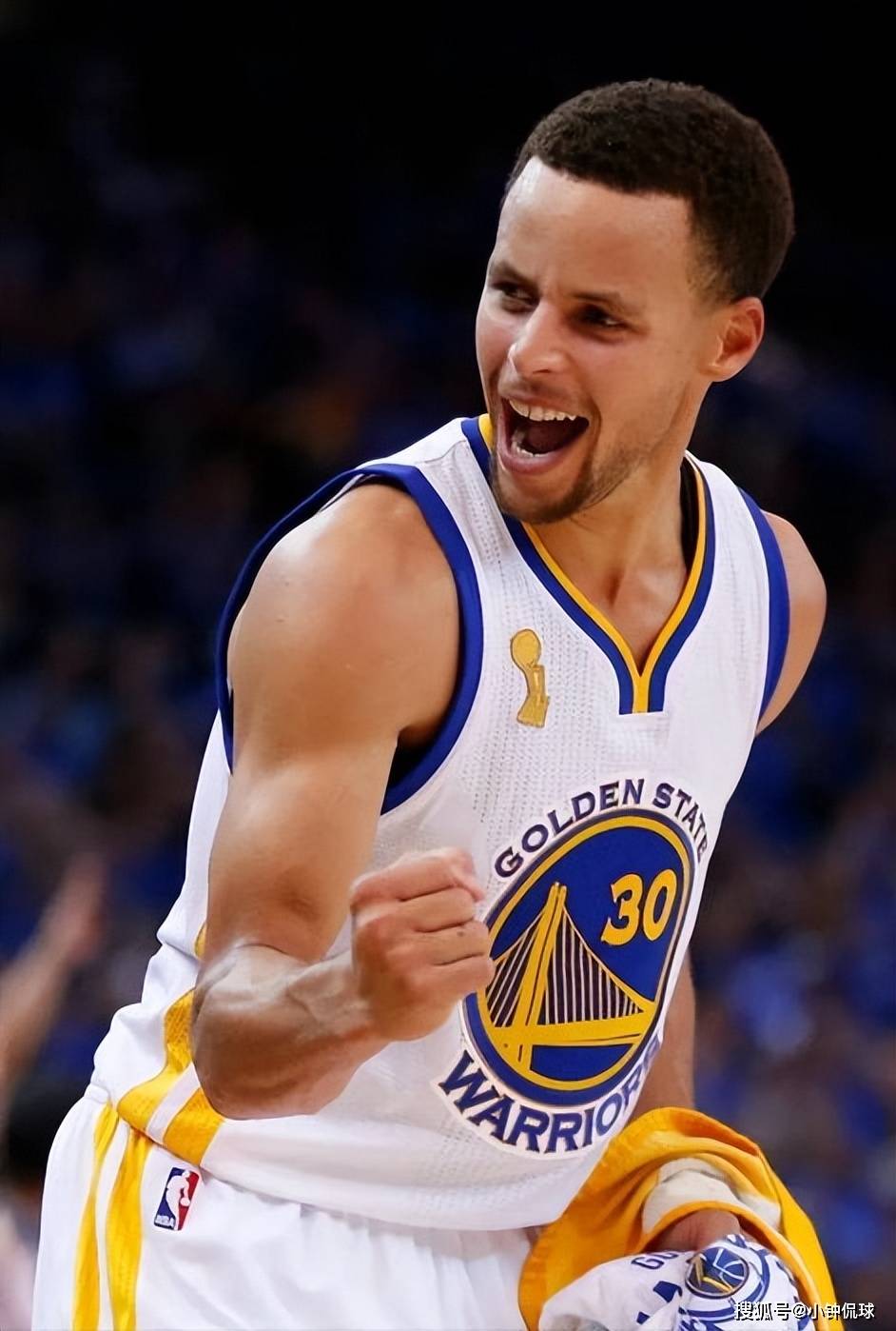 成绩曲线与 成绩曲线与